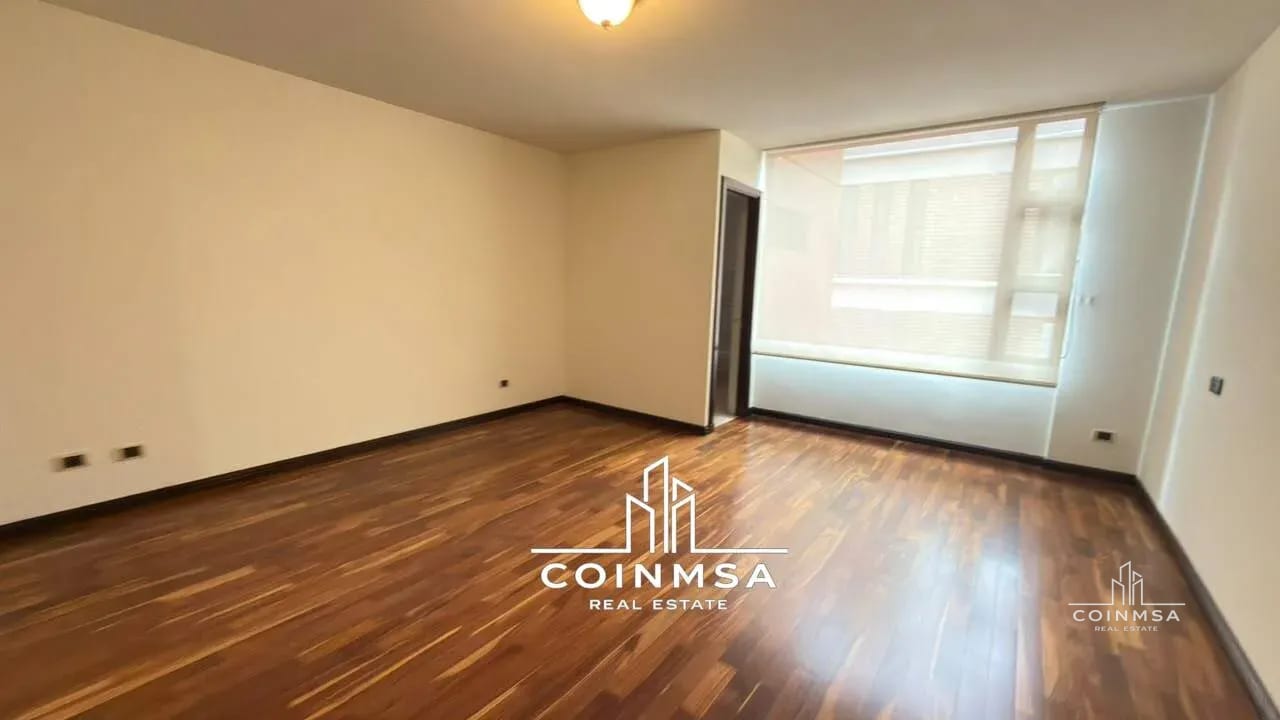 Apartamento en Renta zona 14 — Apartamento en Alquiler en Casa Alta, Zona 14, Guatemala, Ciudad — foto 4 de 15