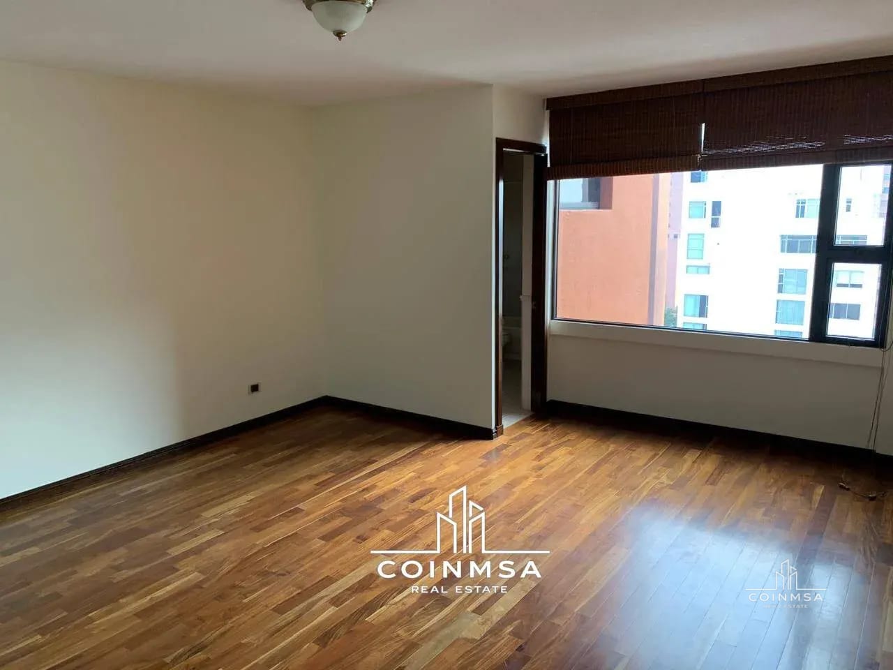 Apartamento en Renta zona 14 — Apartamento en Alquiler en Casa Alta, Zona 14, Guatemala, Ciudad — foto 8 de 15