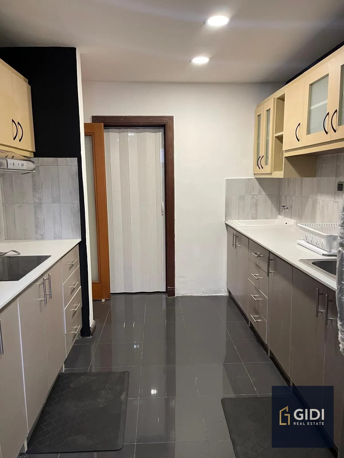 Apartamento amoblado en renta Pacífica Plaza Z.14 | 2 hab + 2 parqueos — Apartamento en Alquiler en Pacífica Plaza, Zona 14, Guatemala, Ciudad — foto 4 de 14