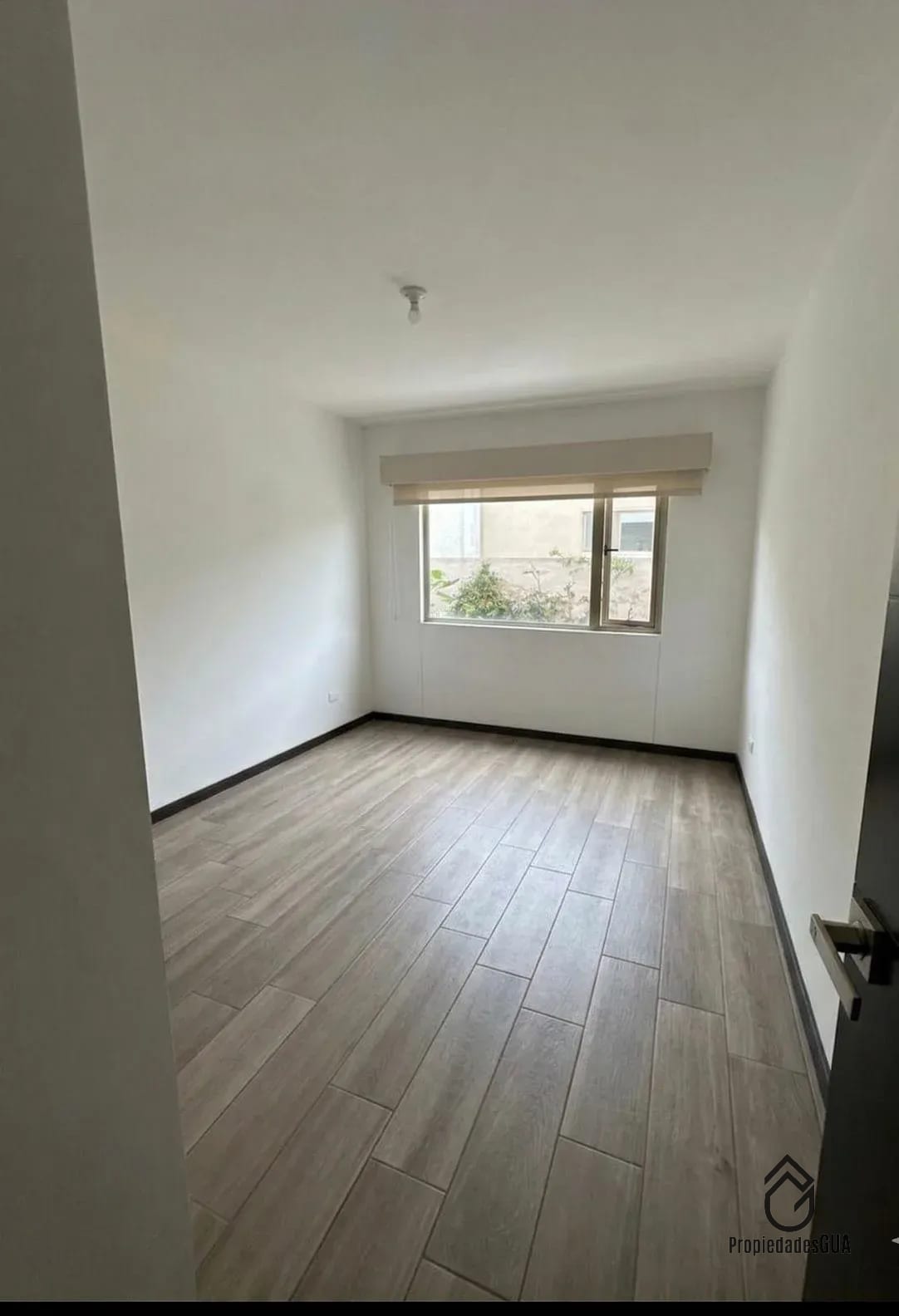 Apartamento con jardín acepta mascota — Apartamento en Alquiler en Segheria, Zona 14, Guatemala, Ciudad — foto 10 de 12