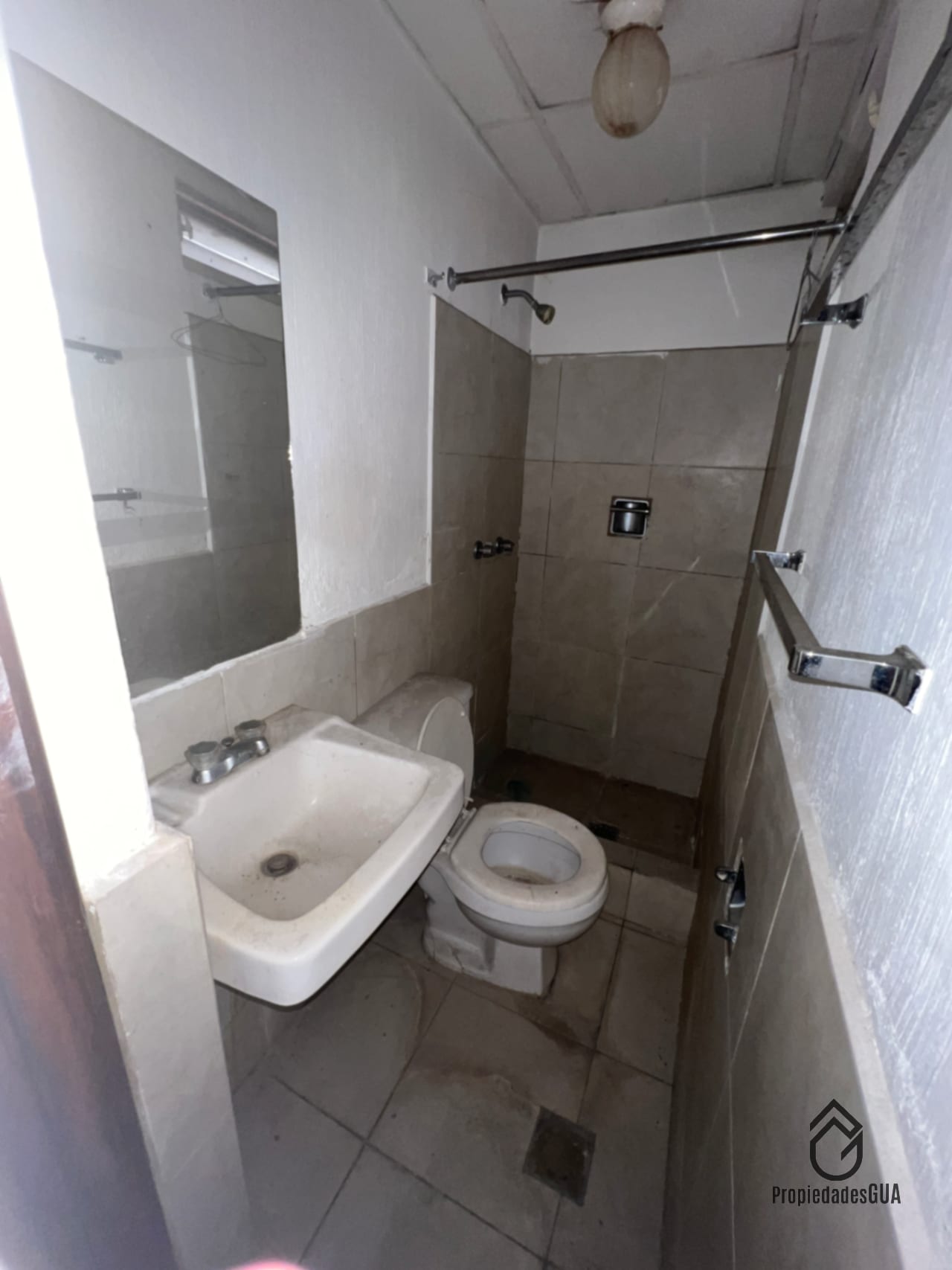 Apartamento CON JARDIN aceptan mascotas para inversión — Apartamento en Venta en Zona 10, Guatemala, Ciudad — foto 11 de 11