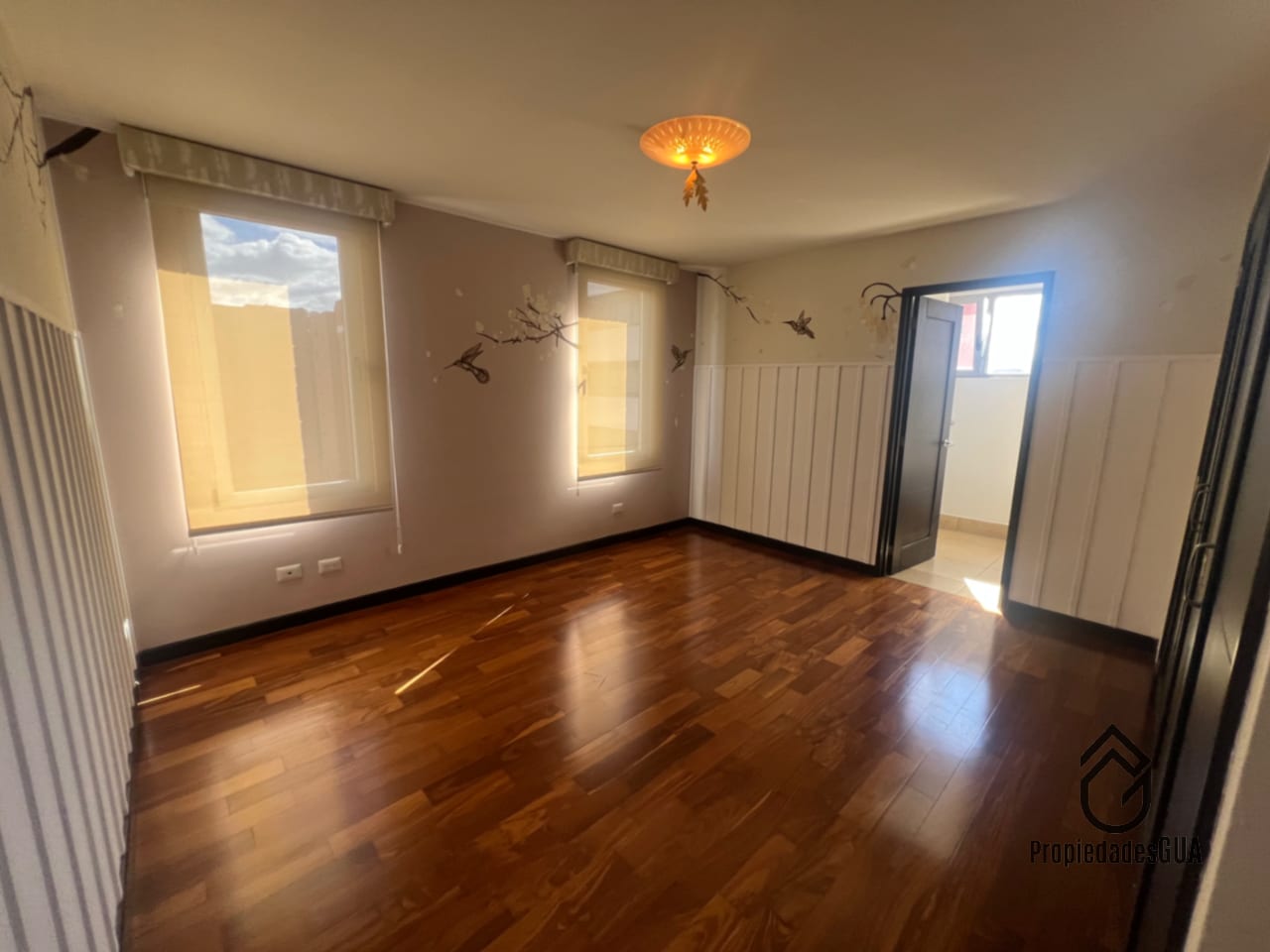 Apartamento amplio con amenidades — Apartamento en Venta en Zona 10, Guatemala, Ciudad — foto 7 de 16