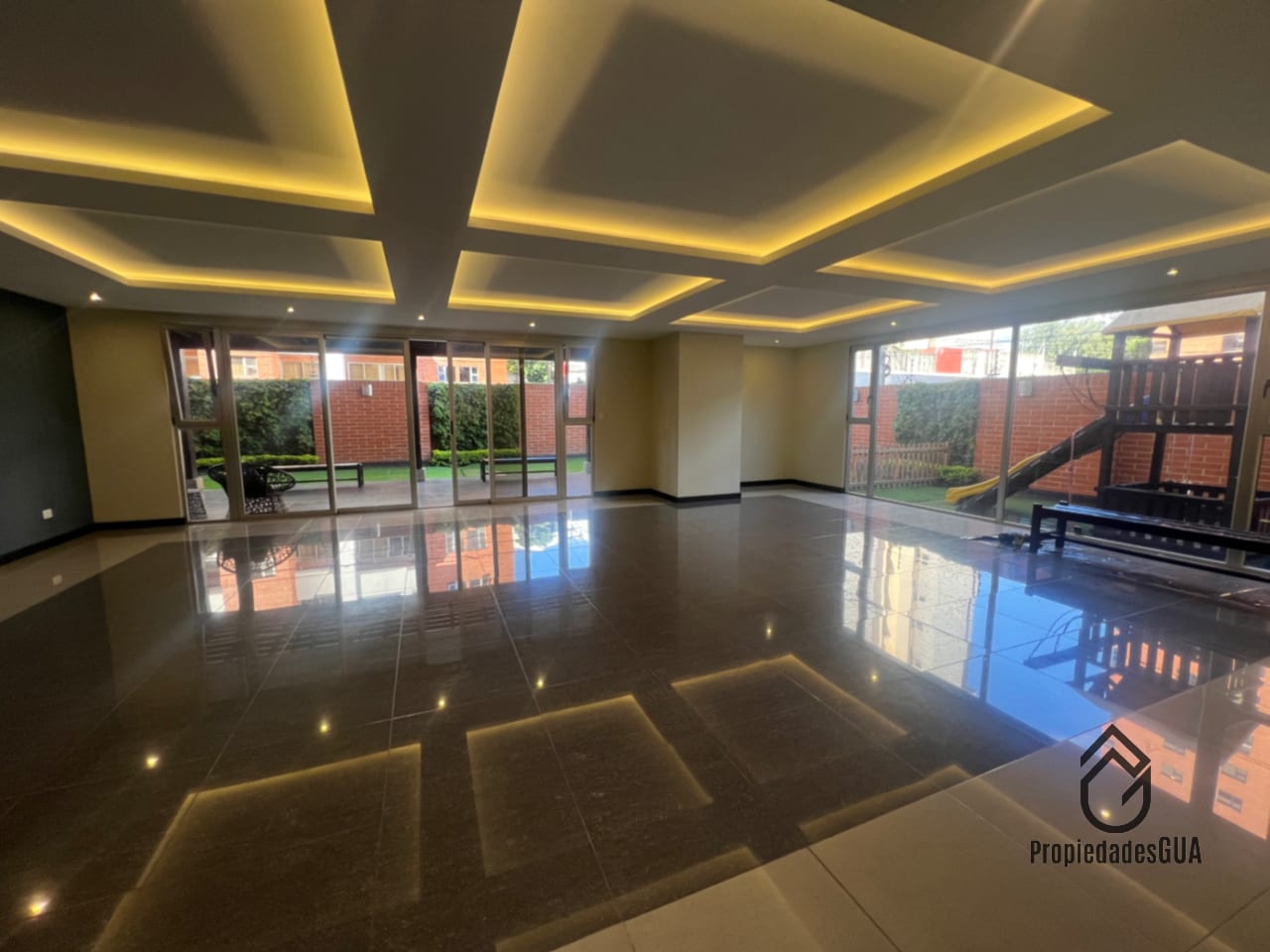 Apartamento amplio con amenidades — Apartamento en Venta en Zona 10, Guatemala, Ciudad — foto 15 de 16