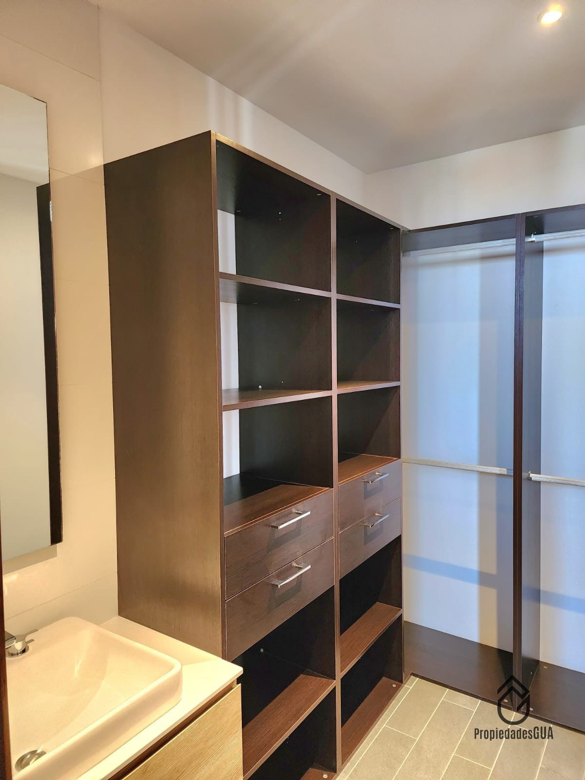 Apartamento en renta en Vhista zona 15 — Apartamento en Alquiler en Zona 15, Guatemala, Ciudad — foto 12 de 14