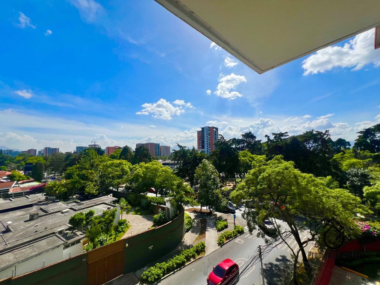 Apartamento amplio remodelado — Apartamento en Venta en Zona 14, Guatemala, Ciudad — foto 3 de 13