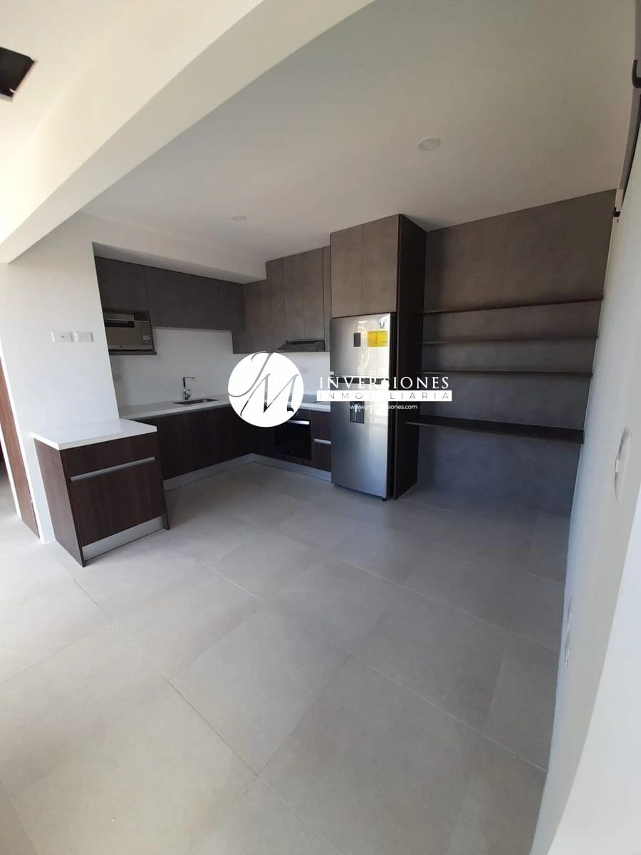 Apartamento de 1 Dormitorio en Renta Zona 10 - Image 2