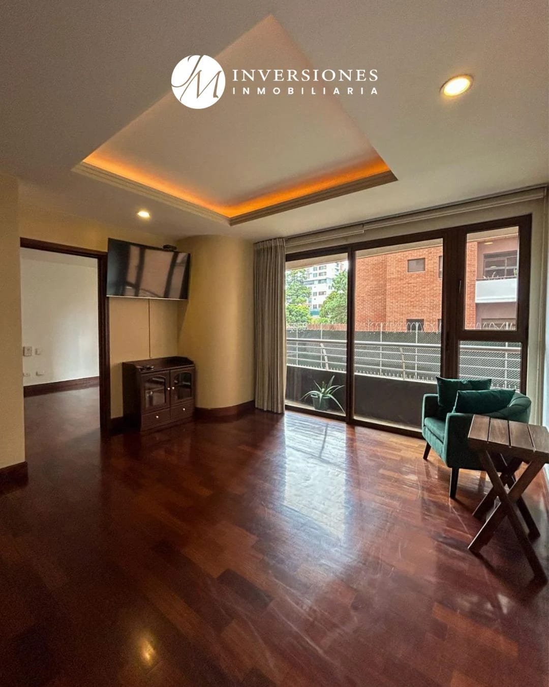 Apartamento amplio de 1 dormitorio en zona 10 — Apartamento en Alquiler en Zona 10, Guatemala, Ciudad — foto 2 de 9