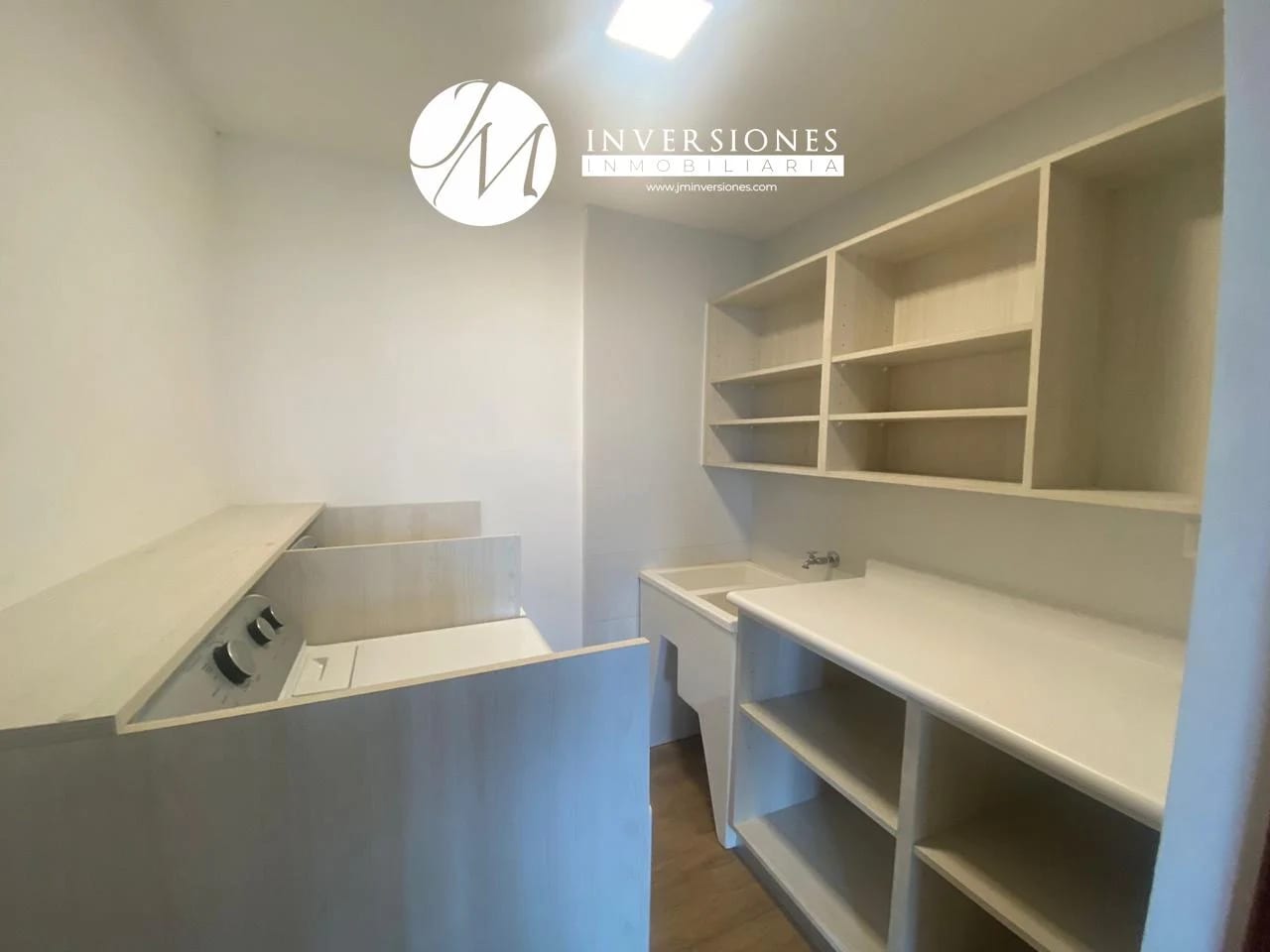 Apartamento en Renta de 2 Dormitorios en Zona 14 — Apartamento en Alquiler en Zona 14, Guatemala, Ciudad — foto 8 de 8