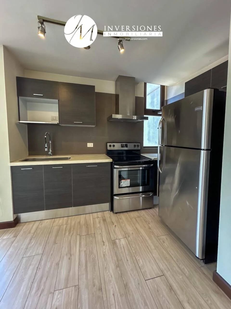 Apartamento en renta en zona 10 de 1 dormitorio — Apartamento en Alquiler en Zona 10, Guatemala, Ciudad — foto 1 de 17