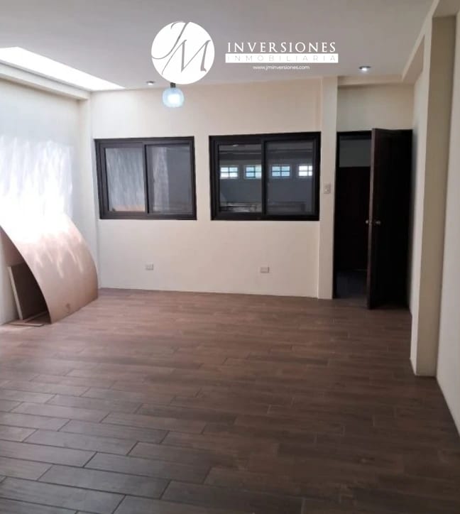 Apartamento en Renta de 2 Niveles En Zona 10 — Apartamento en Alquiler en Zona 10, Guatemala, Ciudad — foto 3 de 6