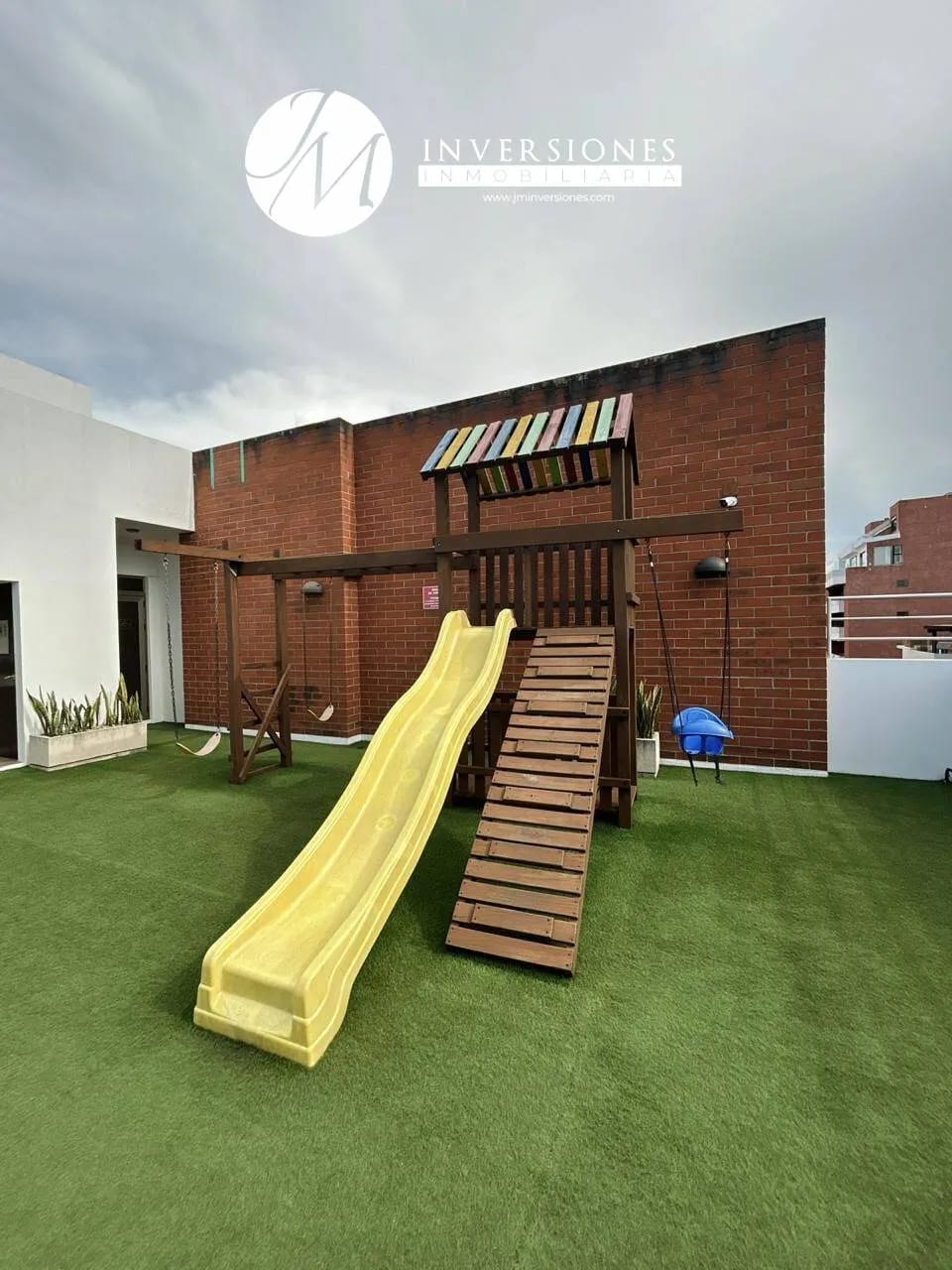 Apartamento En Renta Amueblado En Zona 10 — Apartamento en Alquiler en Zona 10, Guatemala, Ciudad — foto 14 de 16