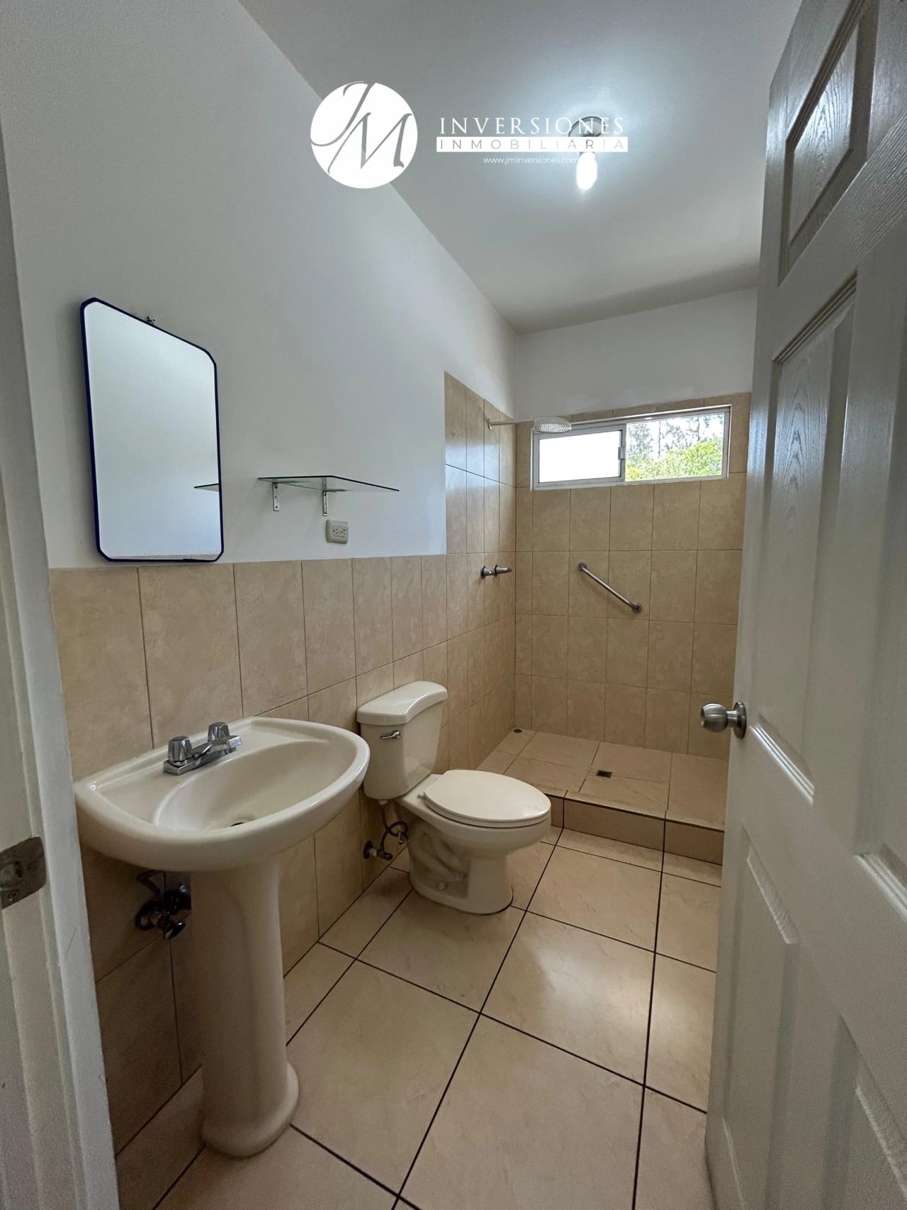 Apartamento en Renta de 2 Dormitorios en Zona 7 — Apartamento en Alquiler en Zona 7, Guatemala, Ciudad — foto 9 de 12