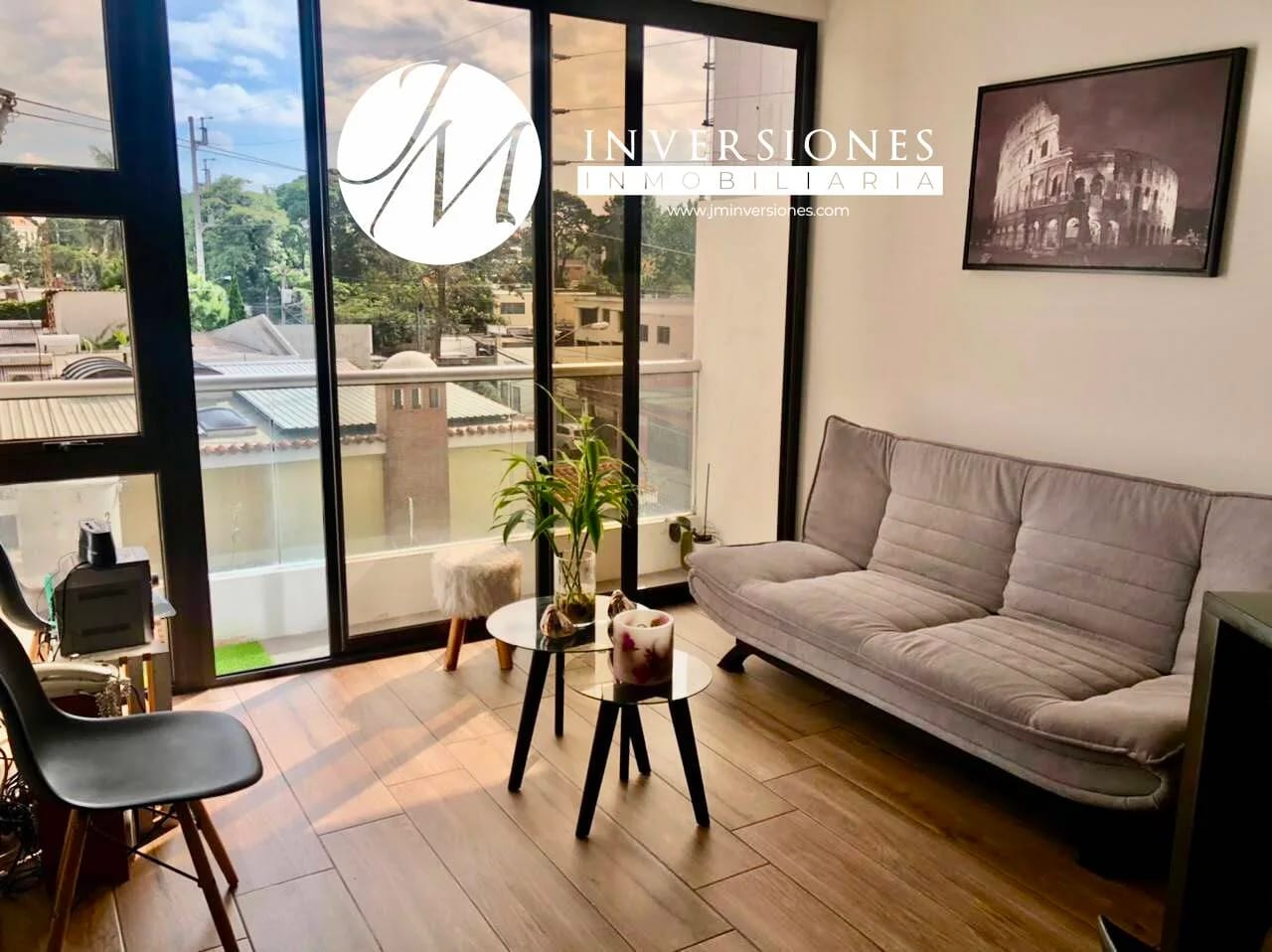 Apartamento en Venta Amueblado en zona 10 — Apartamento en Venta en Zona 10, Guatemala, Ciudad — foto 1 de 11