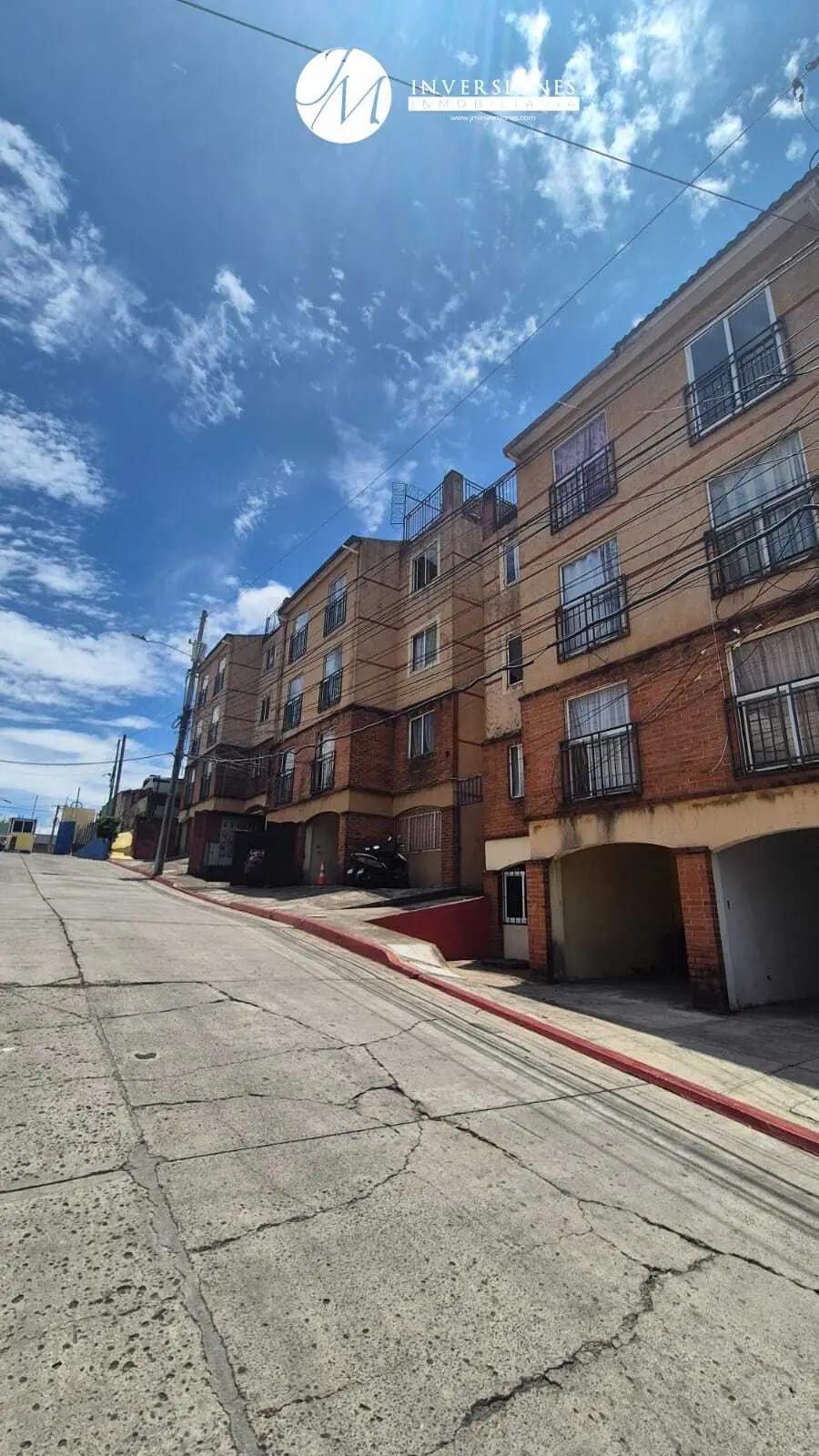 Apartamento en Venta De 2 Dormitorios En Zona 5 De VILLA NUEVA — Apartamento en Venta en Zona 5, Guatemala, Ciudad — foto 1 de 8