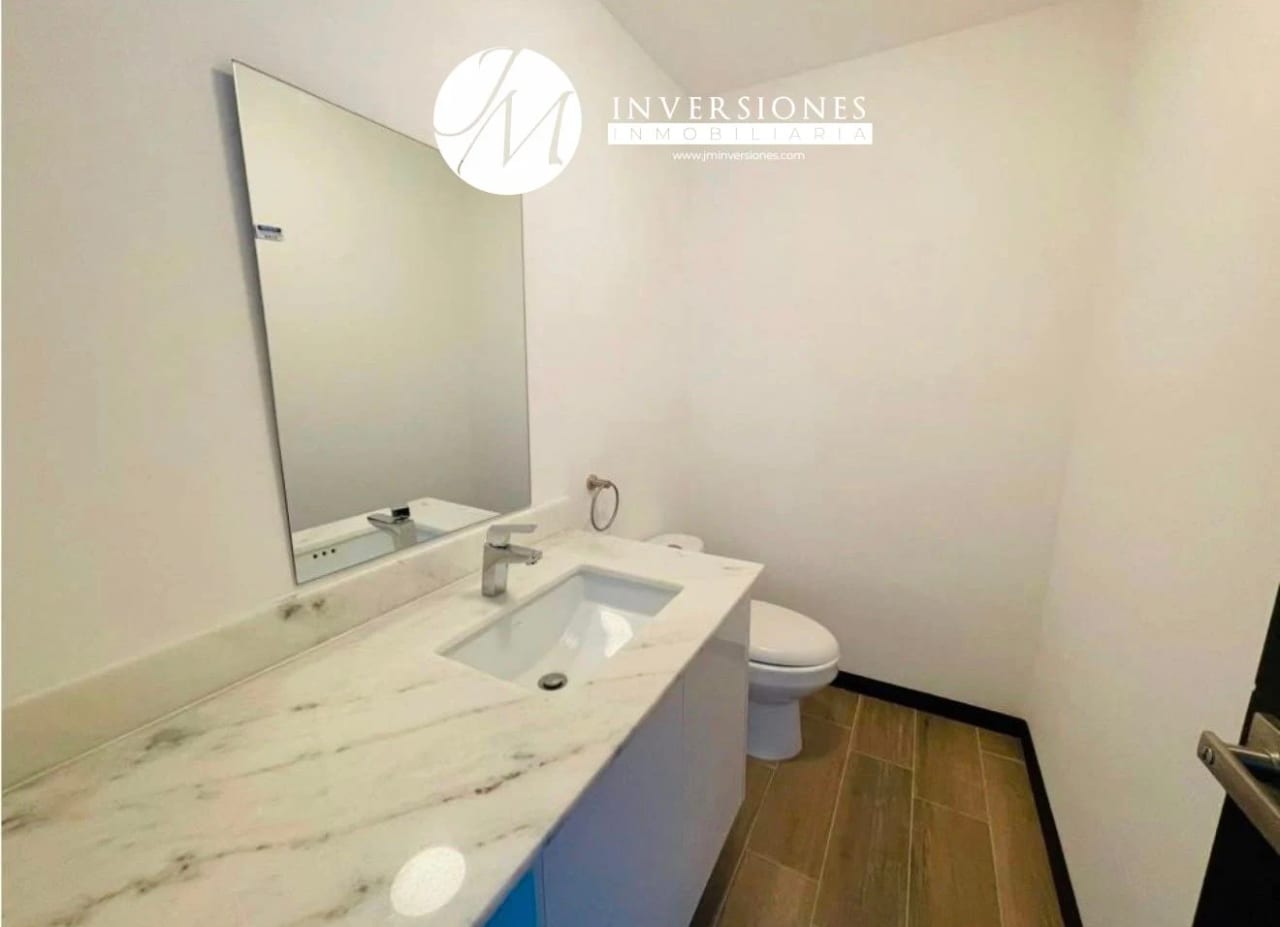 Apartamento en Renta de 3 Dormitorios en zona 14 — Apartamento en Alquiler en Zona 14, Guatemala, Ciudad — foto 4 de 6