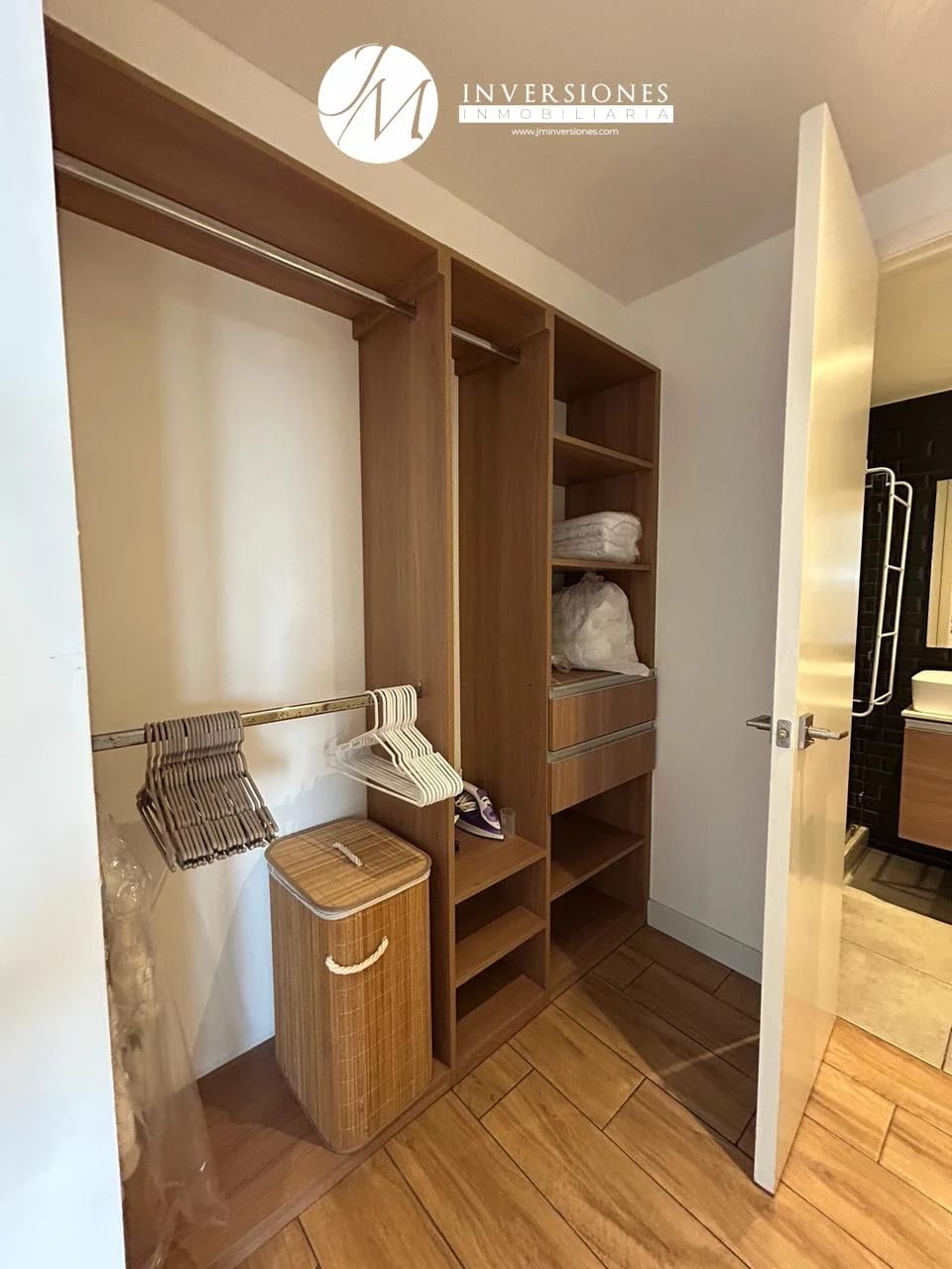 Apartamento en Venta con Linea Blanca en Zona 4 — Apartamento en Venta en Zona 4, Guatemala, Ciudad — foto 5 de 8