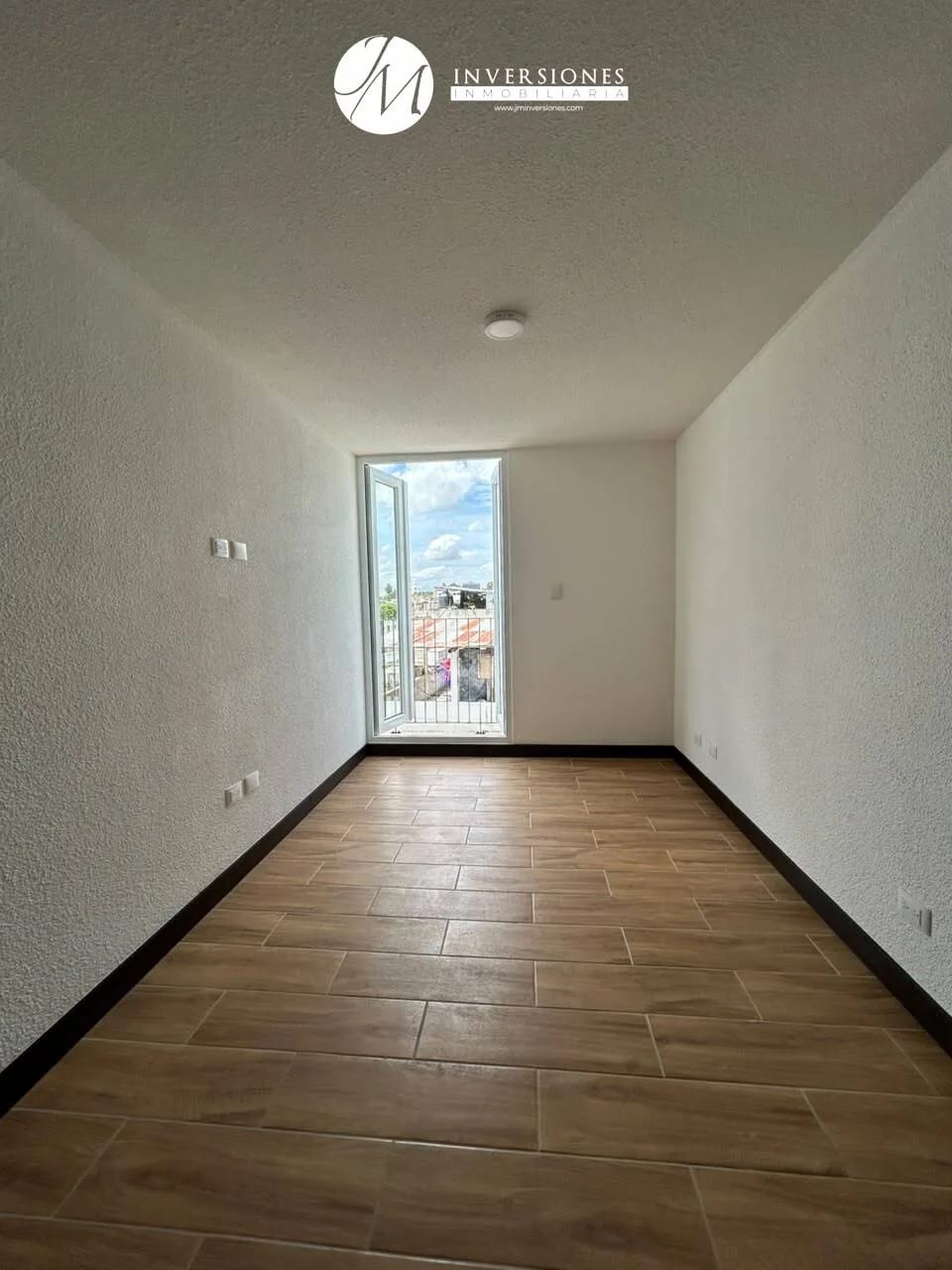 Apartamento en Renta dentro de Condominio en zona 1 — Apartamento en Alquiler en Zona 1, Guatemala, Ciudad — foto 2 de 8