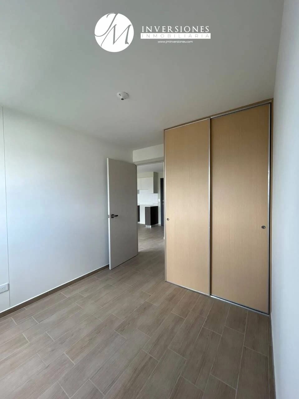 Apartamento en Venta de 2 Dormitorios en zona 12 — Apartamento en Venta en Andares Doce, Zona 12, Guatemala, Ciudad — foto 6 de 17