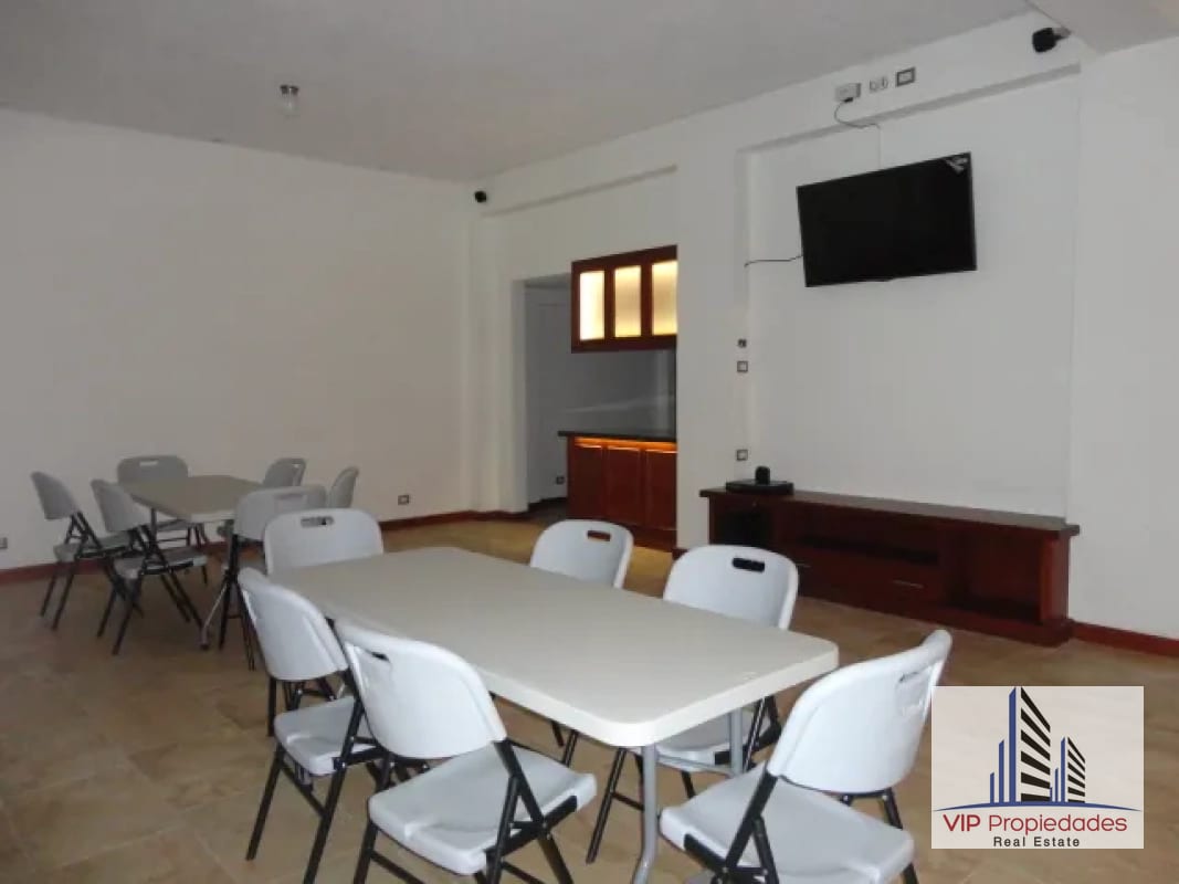 Amplio apartamento en alquiler, zona 15 — Apartamento en Alquiler en Casa Alhambra, Zona 15, Guatemala, Ciudad — foto 9 de 10