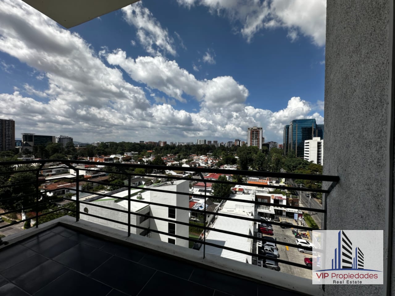 Zona 14, apartamento en alquiler — Apartamento en Alquiler en Catania, Zona 14, Guatemala, Ciudad — foto 7 de 10