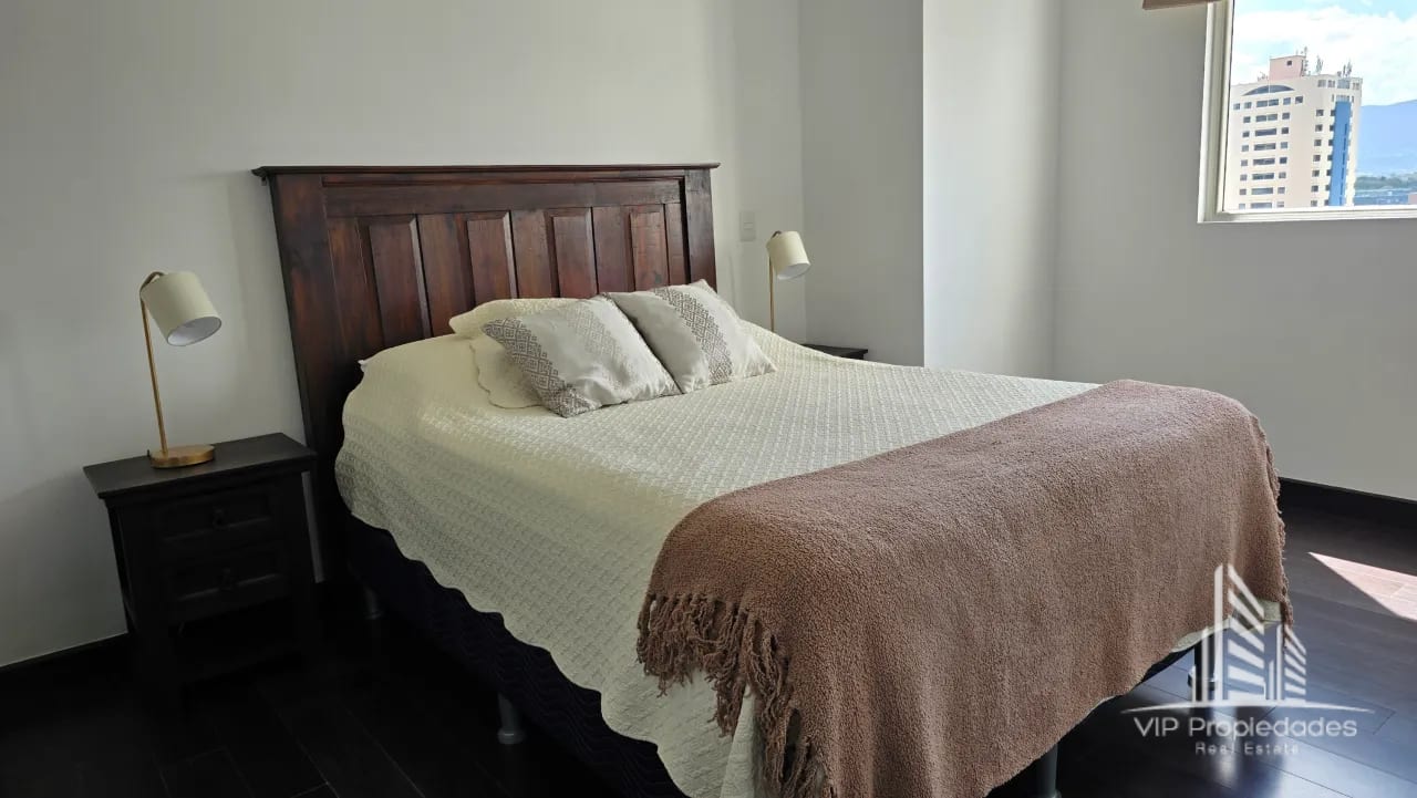 Catania. Apartamento amueblado en zona 14.¡Excelente ubicación! — Apartamento en Alquiler en Catania, Zona 14, Guatemala, Ciudad — foto 9 de 10