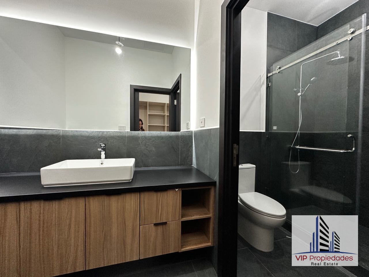 Zona 16, amplio apartamento en alquiler (copia) — Apartamento en Alquiler en Nogales de Cayalá, Zona 16, Guatemala, Ciudad — foto 7 de 17