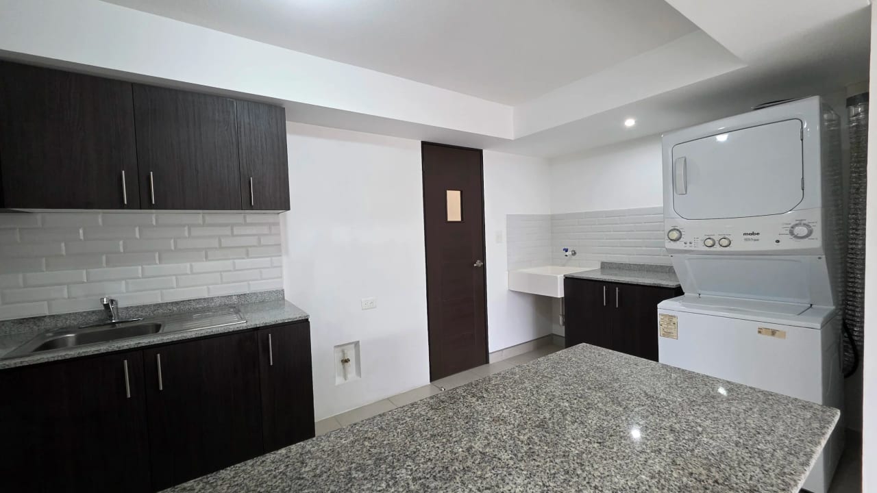 Apartamento en renta en zona 4 Mixco El Naranjo edificio Alegría. — Apartamento en Venta en Condado Naranjo, Zona 4 Mixco, Guatemala, Ciudad — foto 4 de 17