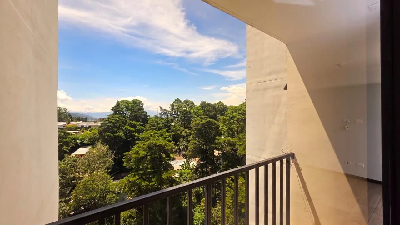 Apartamento en renta en Villas Granada Premium ll Santa Catarina Pin. — Apartamento en Alquiler en Villas Granada Premier 2, Santa Catarina Pinula, Guatemala, Ciudad — foto 8 de 17