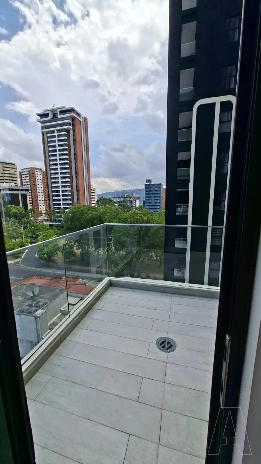 Apartamento en venta Verdu — Apartamento en Venta en Verdú, Zona 13, Guatemala, Ciudad — foto 3 de 14
