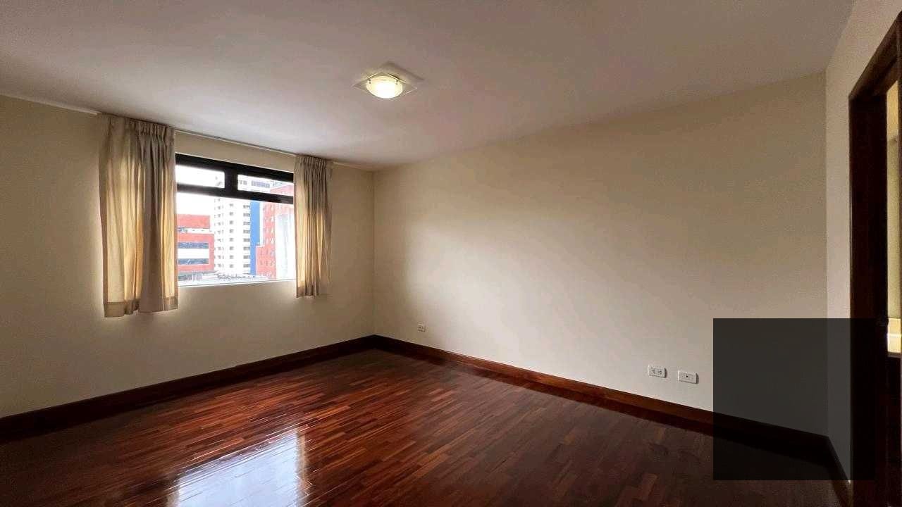 ???? APARTAMENTO EN VENTA en zona 14 Edificio Almeira - Image 5