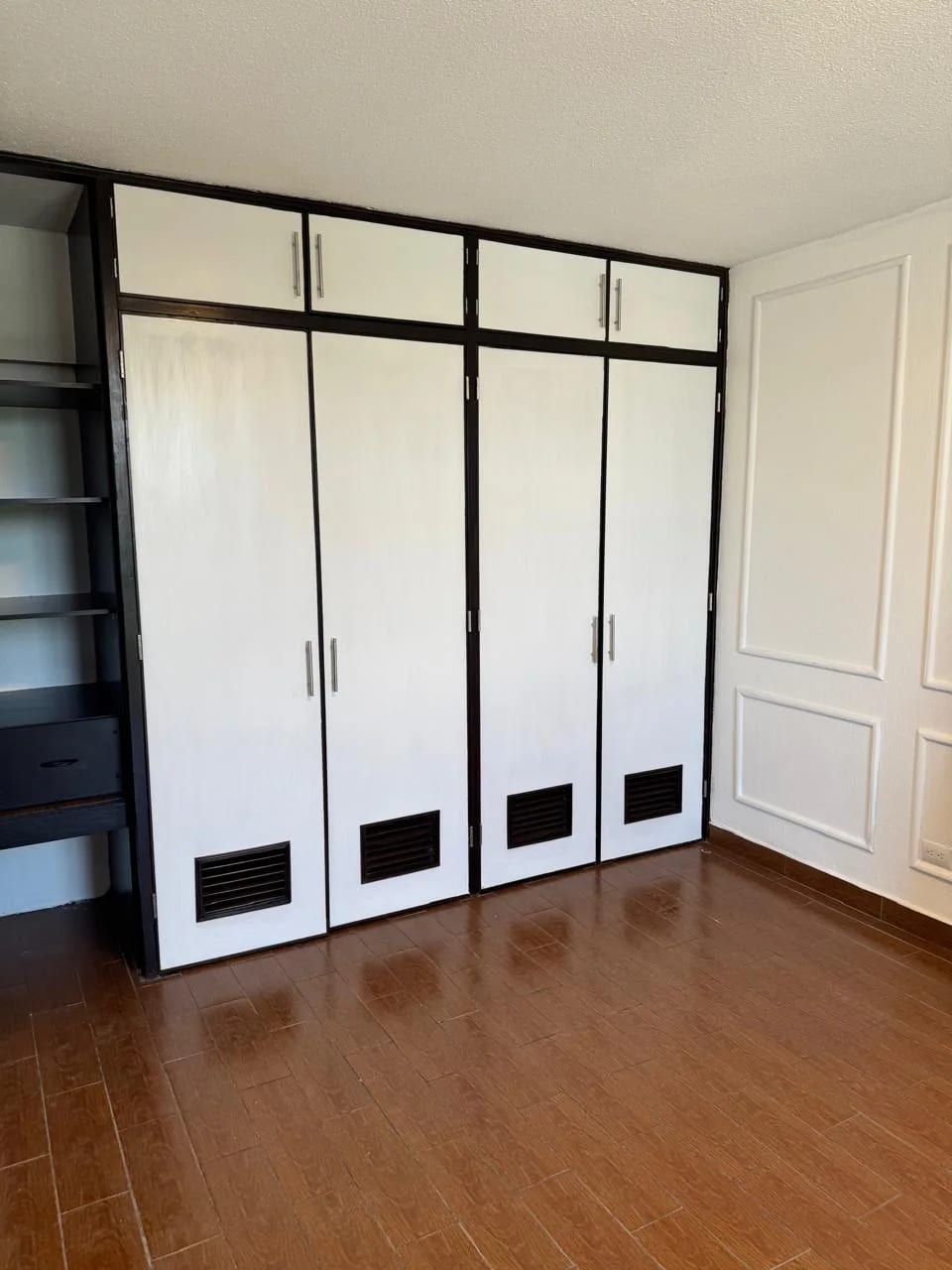 Apartamento Cortijo Reforma zona 9 — Apartamento en Alquiler en Cortijo Reforma, Zona 9, Guatemala, Ciudad — foto 15 de 16