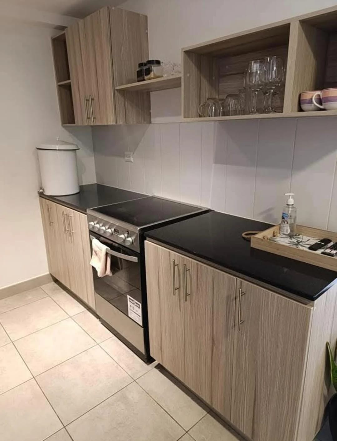 Apartamento Mondra Yurrita Zona 4 — Apartamento en Alquiler en Modra, Zona 4, Guatemala, Ciudad — foto 3 de 9