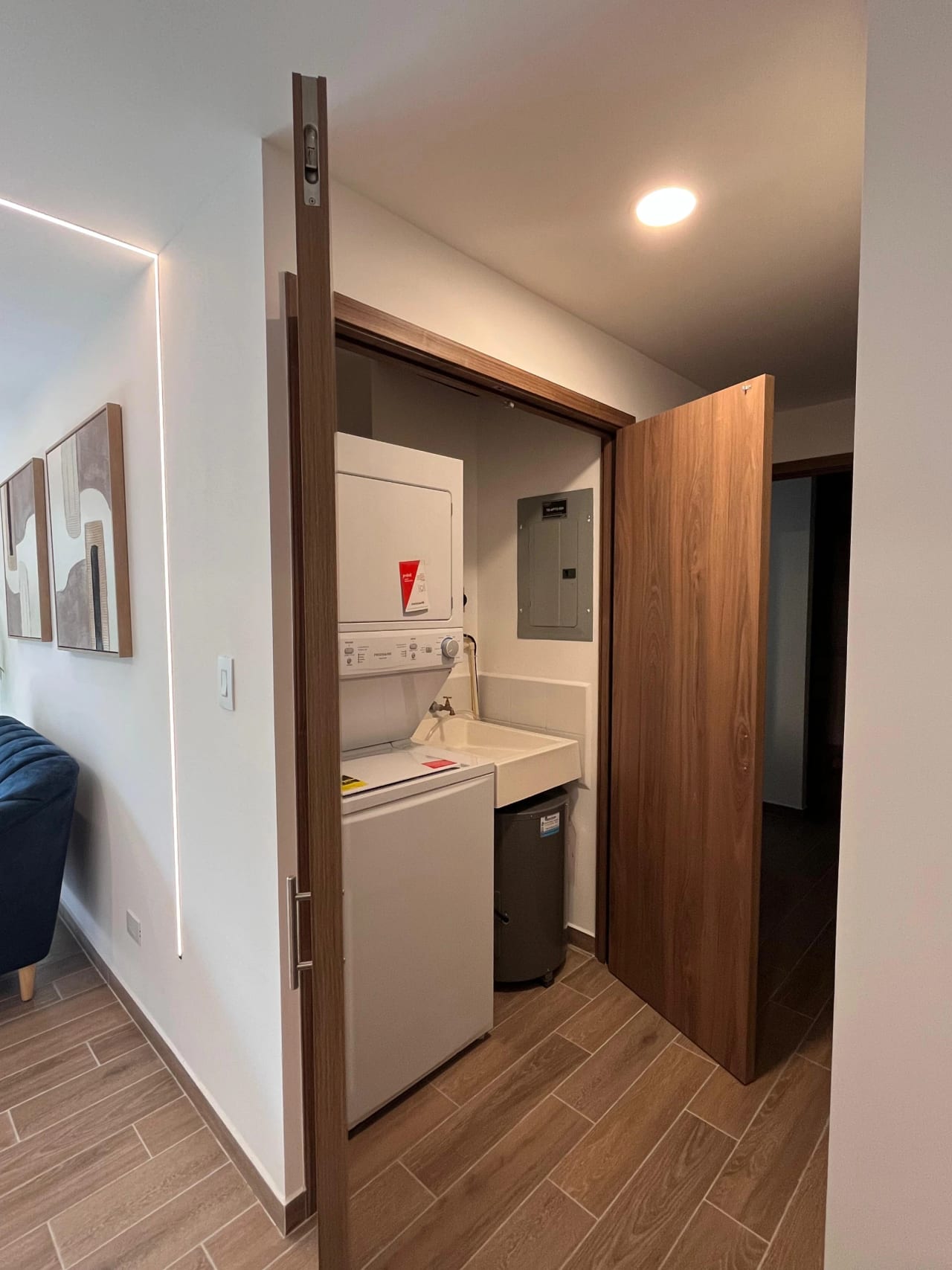 Apartamento de lujo amueblado en zona 14 — Apartamento en Alquiler en Zona 14, Guatemala, Ciudad — foto 4 de 13