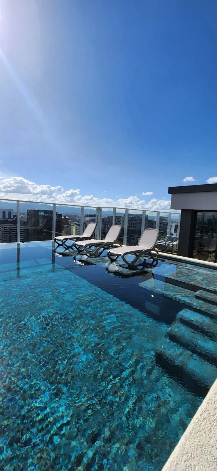 Apartamento de Lujo en zona 10 — Apartamento en Alquiler en Zona 10, Guatemala, Ciudad — foto 10 de 10