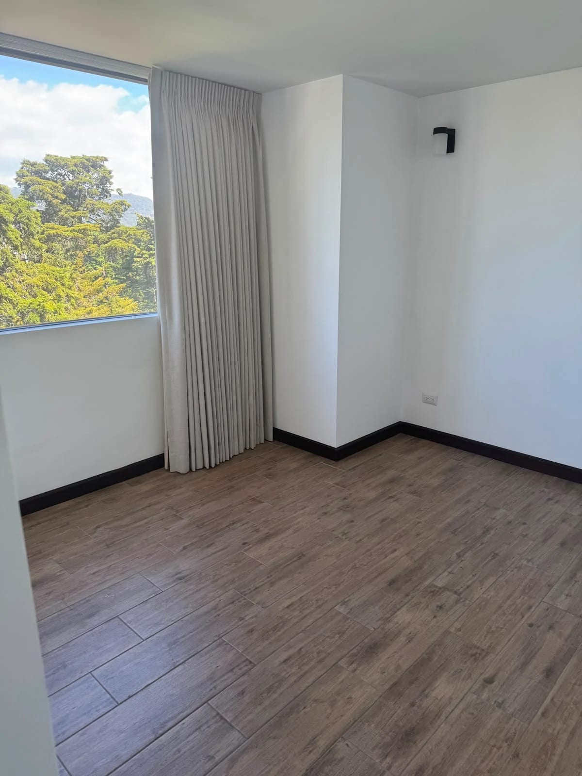 apartamento en zona 14 — Apartamento en Alquiler en Zona 14, Guatemala, Ciudad — foto 5 de 11