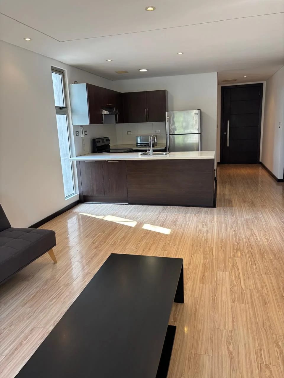 Apartamento exclusivo en zona 14 — Apartamento en Alquiler en Zona 14, Guatemala, Ciudad — foto 4 de 8