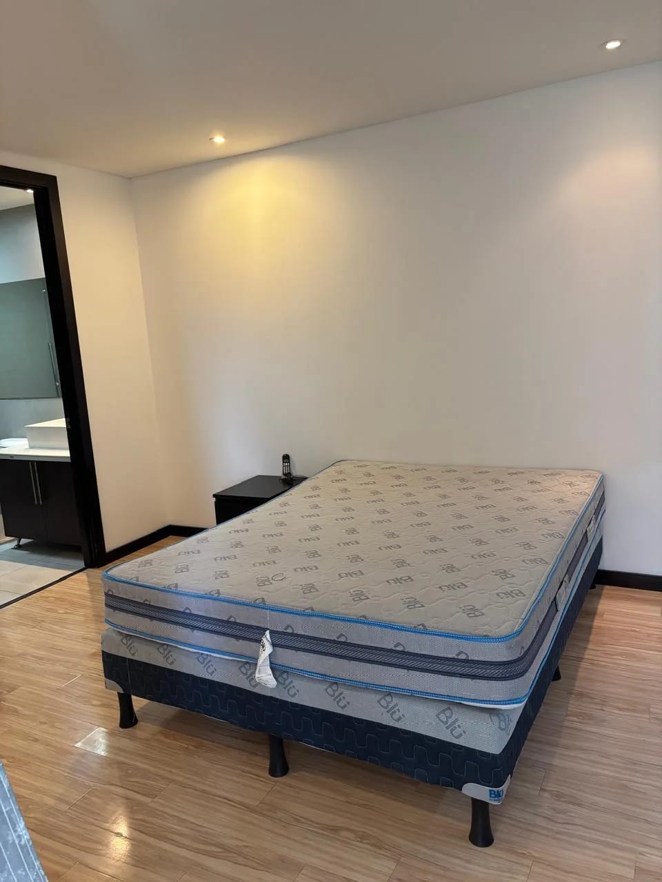 Apartamento exclusivo en zona 14 — Apartamento en Alquiler en Zona 14, Guatemala, Ciudad — foto 5 de 8