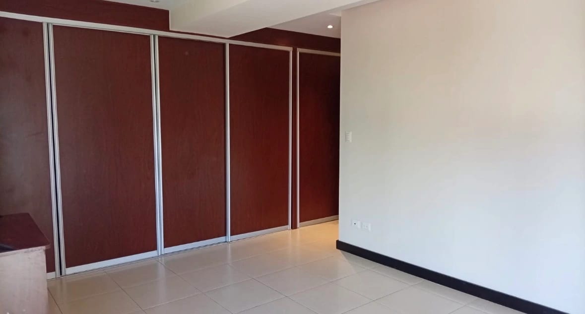 Apartamento en zona 14 — Apartamento en Alquiler en Zona 14, Guatemala, Ciudad — foto 7 de 10