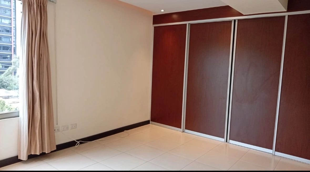 Apartamento en zona 14 — Apartamento en Alquiler en Zona 14, Guatemala, Ciudad — foto 8 de 10