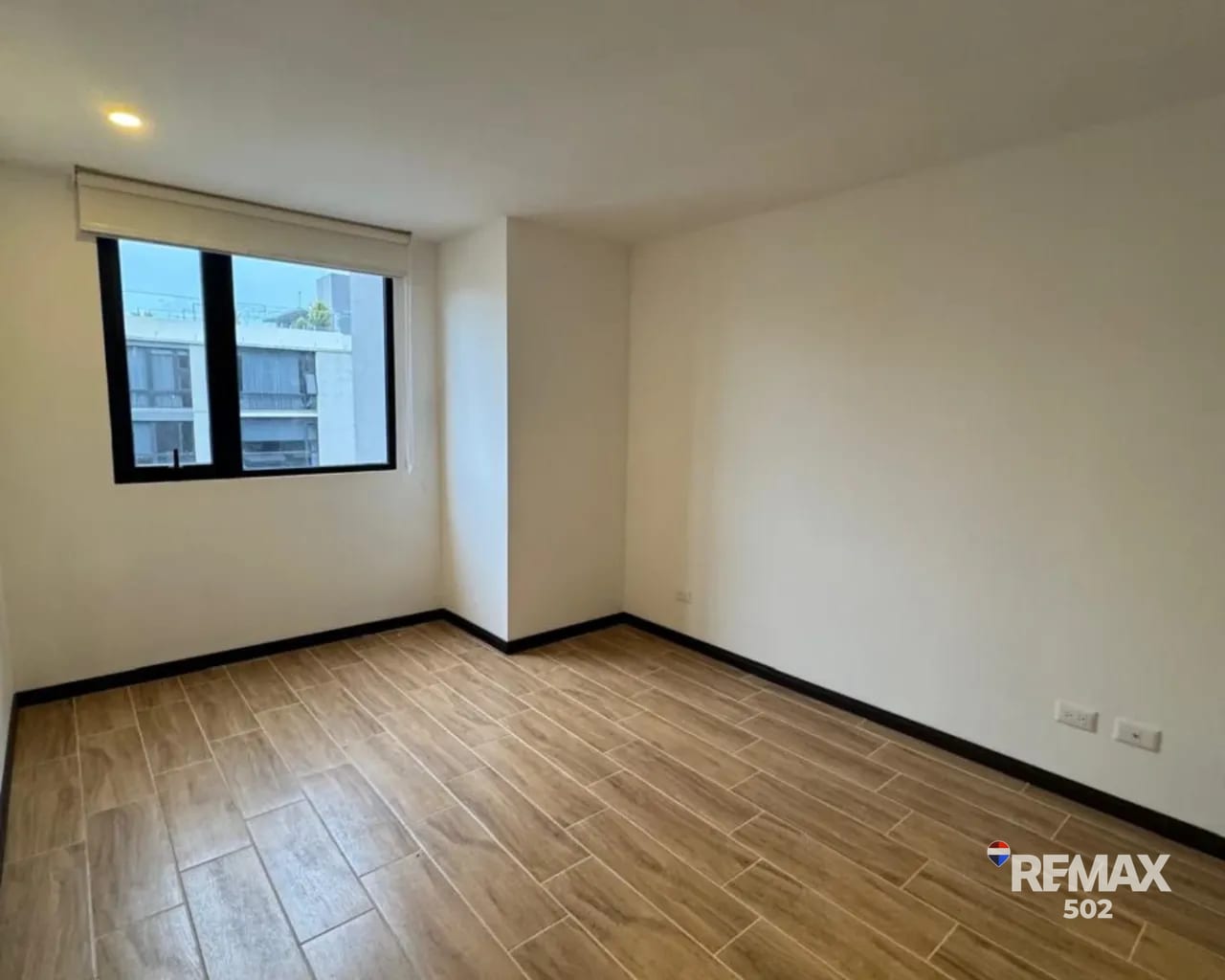 Apartamento en Renta - Essenza (Zona 13) — Apartamento en Alquiler en Essenza, Zona 13, Guatemala, Ciudad — foto 6 de 10