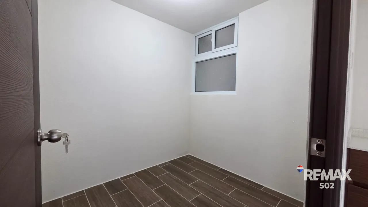 Apartamento en Renta Cumbres del Pedregal z. 6 — Apartamento en Alquiler en Zona 6, Guatemala, Ciudad — foto 7 de 13