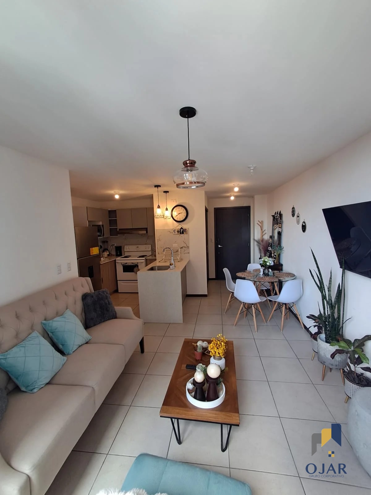 APARTAMENTO AMUEBLADO EN VENTA EN ZONA 11, PARQUE SAN JORGE — Apartamento en Venta en Parque San Jorge, Zona 11, Guatemala, Ciudad — foto 4 de 12