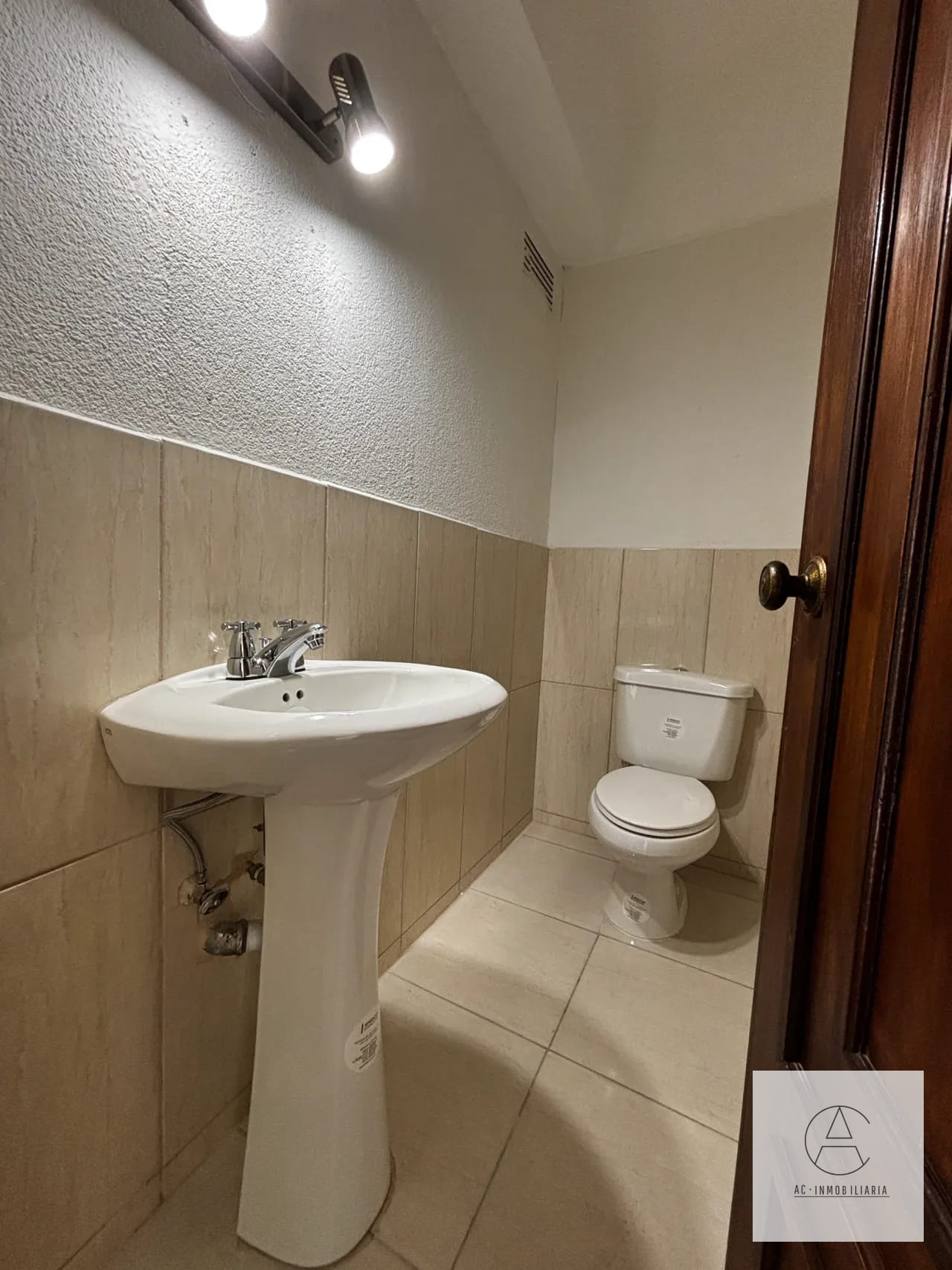 Alquiler Apto Reforma Obelisco Zona 9 — Apartamento en Alquiler en Reforma Obelisco, Zona 9, Guatemala, Ciudad — foto 6 de 13