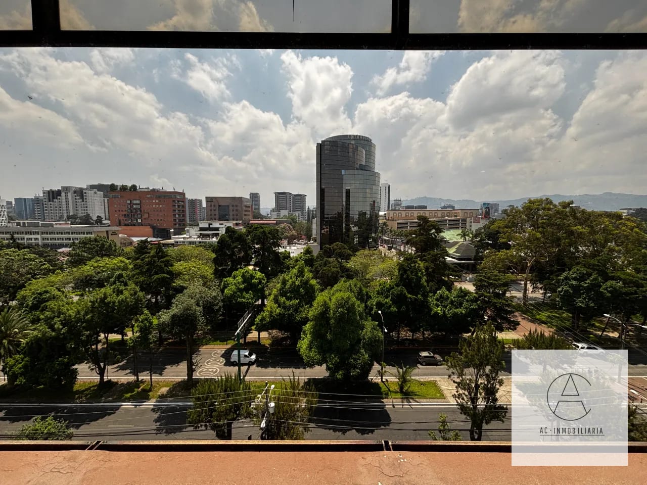 Alquiler Apto Reforma Obelisco Zona 9 — Apartamento en Alquiler en Reforma Obelisco, Zona 9, Guatemala, Ciudad — foto 3 de 13