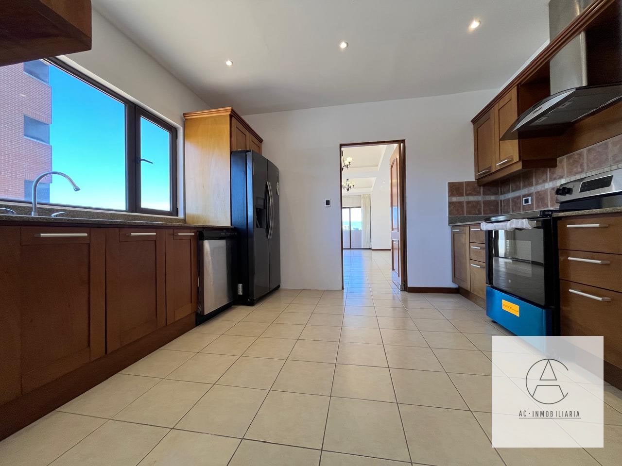 Apartamento en renta en Robledal zona 15 — Apartamento en Alquiler en El Robledal, Zona 15, Guatemala, Ciudad — foto 1 de 10
