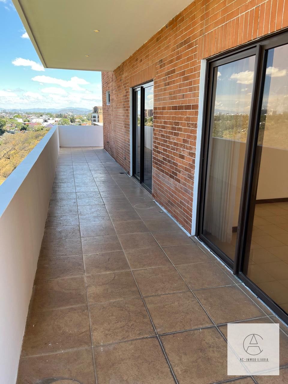 Apartamento en renta en Robledal zona 15 — Apartamento en Alquiler en El Robledal, Zona 15, Guatemala, Ciudad — foto 7 de 10