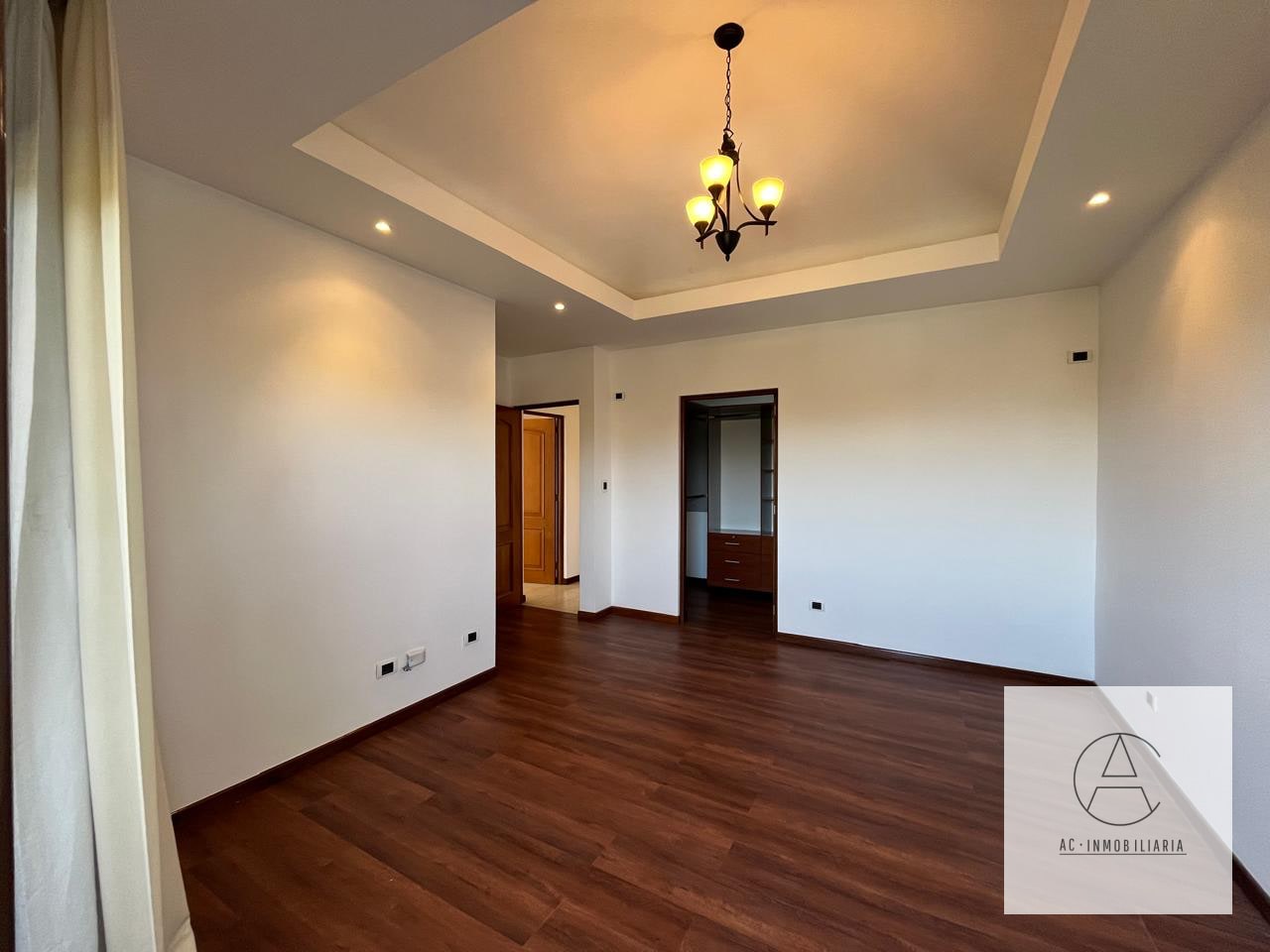 Apartamento en renta en Robledal zona 15 — Apartamento en Alquiler en El Robledal, Zona 15, Guatemala, Ciudad — foto 6 de 10