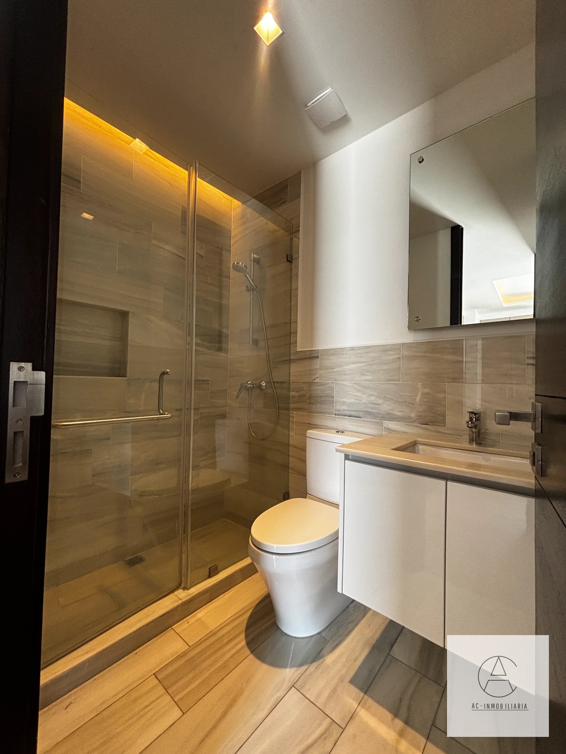 Apartamento en Renta, Baden zona 15 — Apartamento en Alquiler en Baden, Zona 15, Guatemala, Ciudad — foto 10 de 14