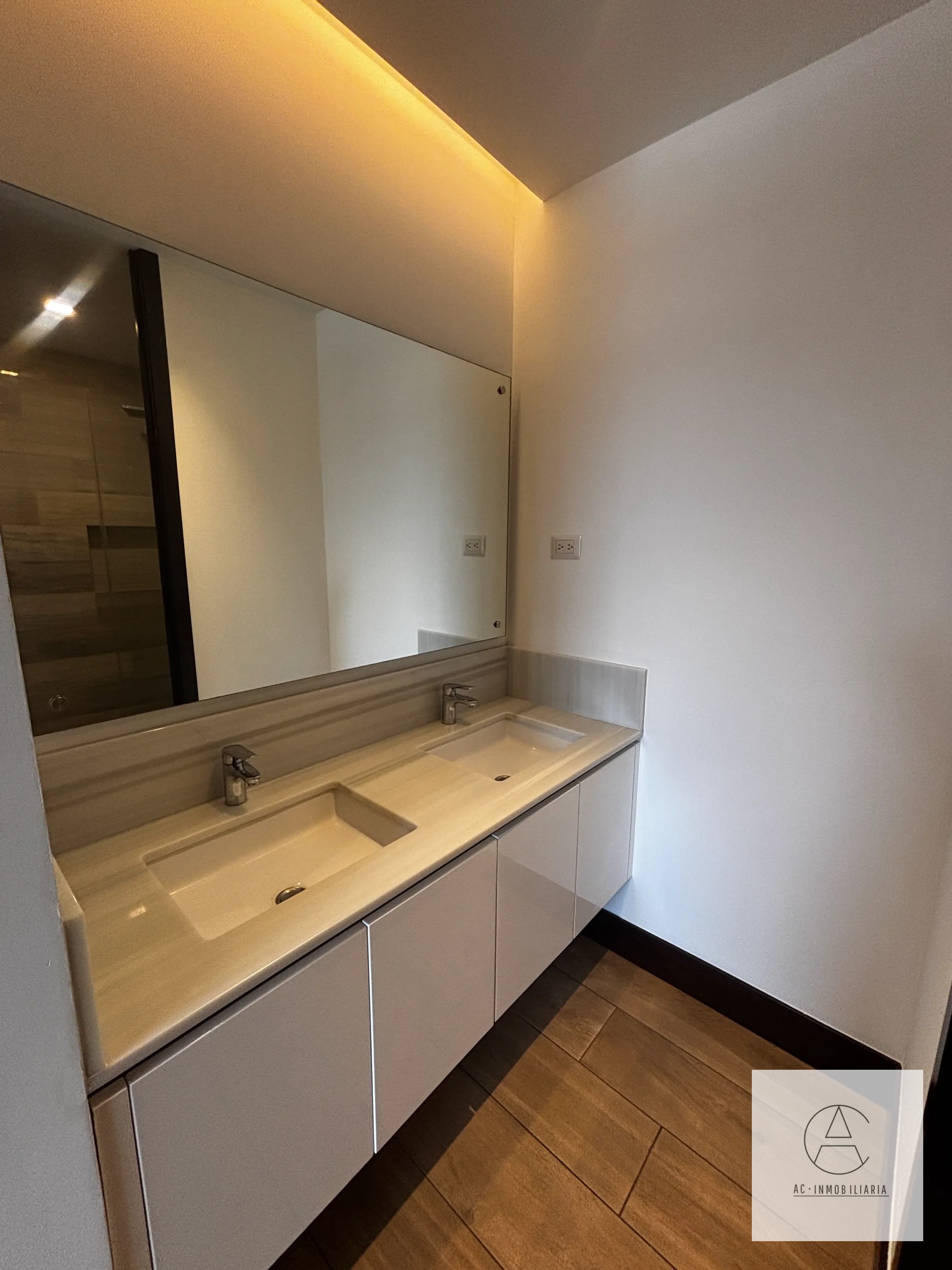 Apartamento en Renta, Baden zona 15 — Apartamento en Alquiler en Baden, Zona 15, Guatemala, Ciudad — foto 14 de 14