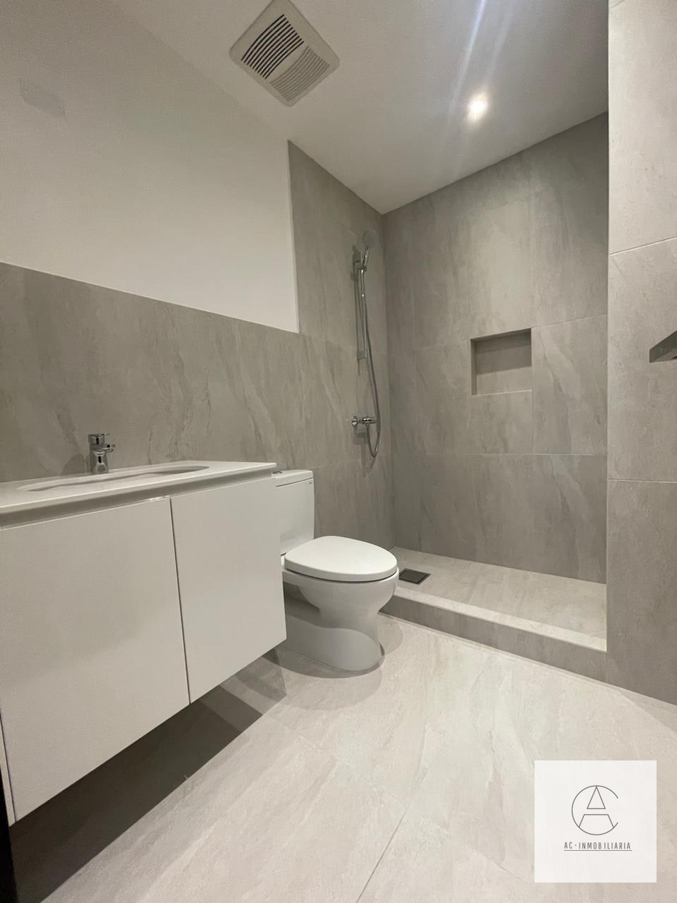 Apartamento en alquiler en zona 10 — Apartamento en Alquiler en Vasanta, Zona 10, Guatemala, Ciudad — foto 4 de 16